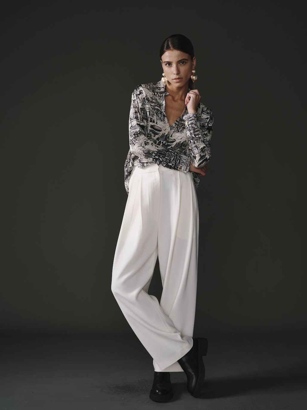 Pantalon blanc pour femme, tissu fluide 90% acétate et 10% spandex, coupe élégante